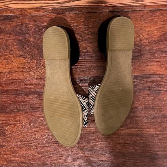 Old Navy Peep Toe Flat Sandals - Picture 3 of 5